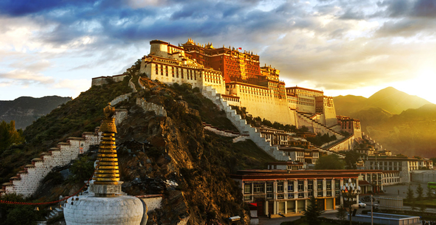   ROYAL TOUCH OF NEPAL